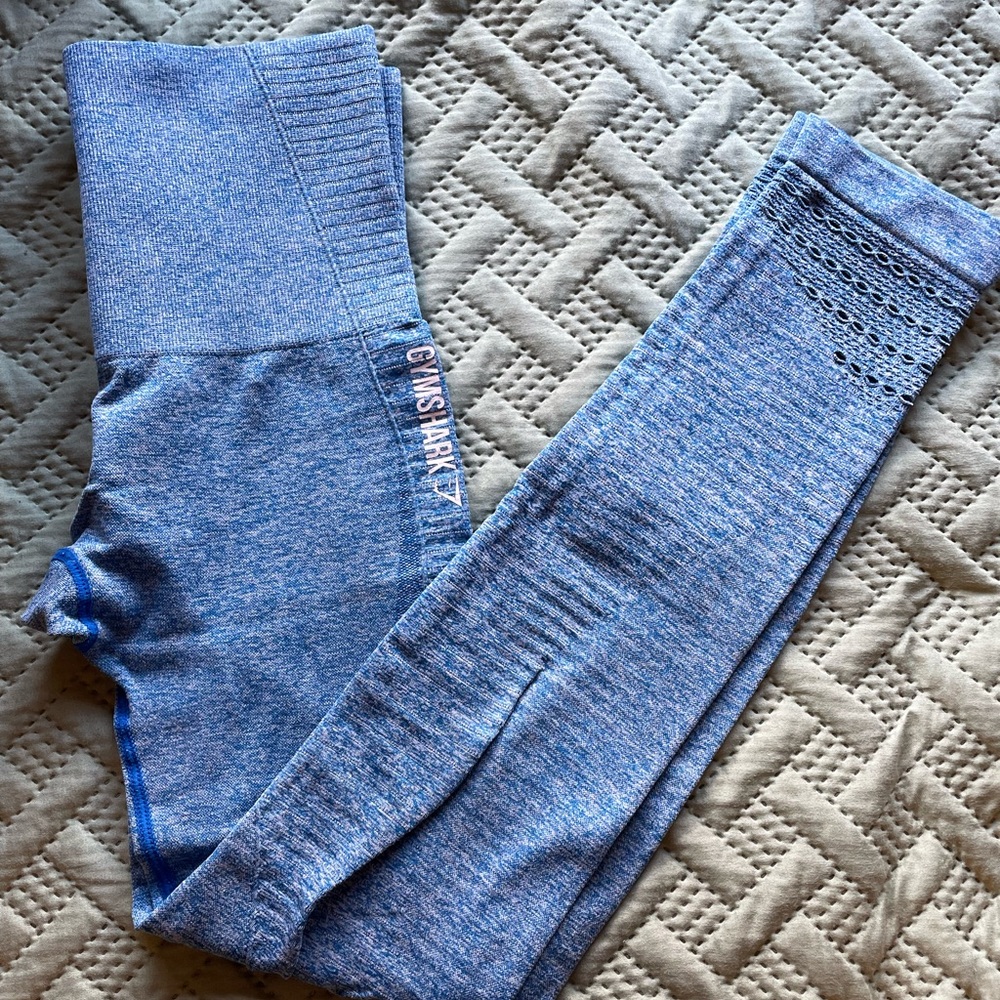 *SOLD* gymshark original seamless leggings -